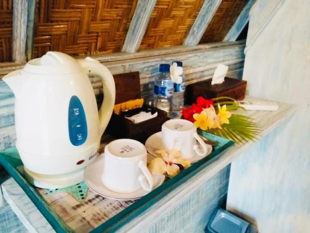 Kahve ve/veya kahve makinesi