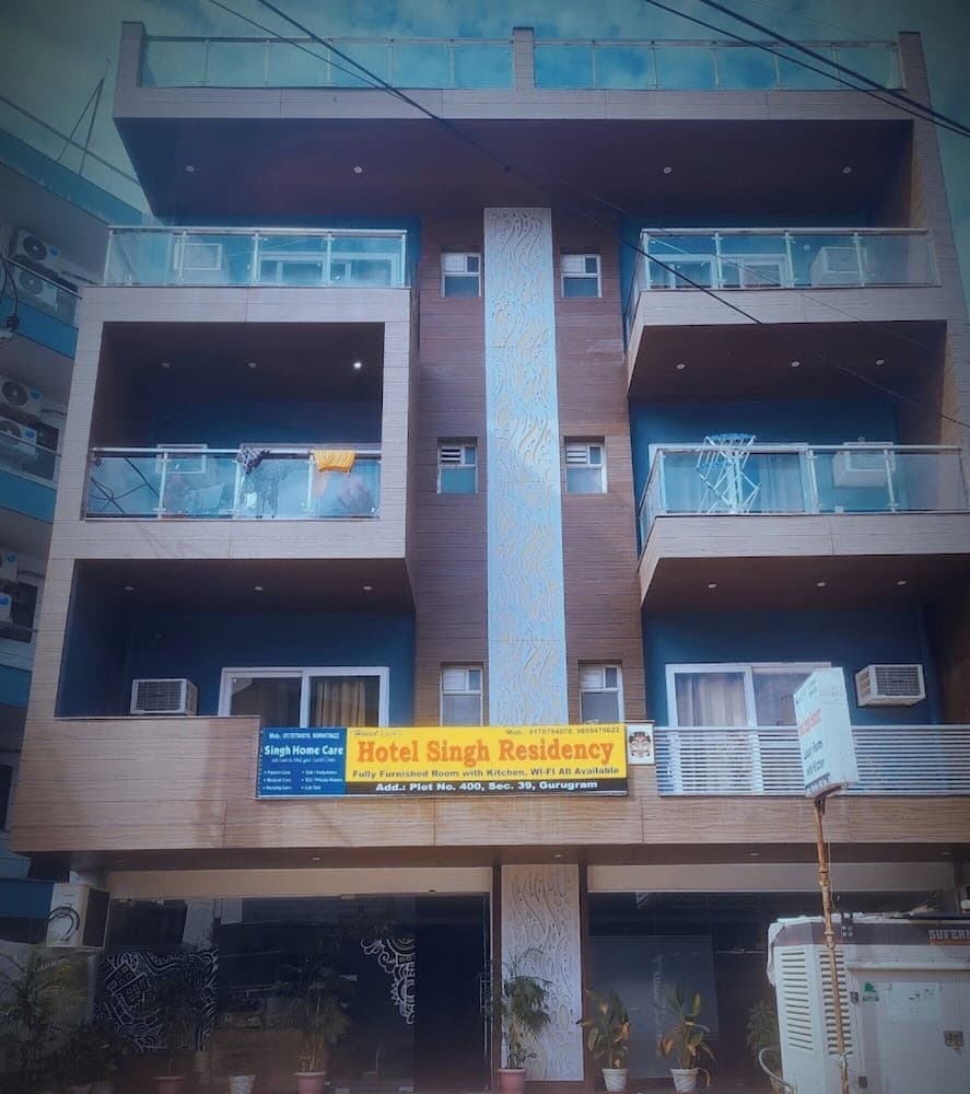 Goroomgo singh residency Gurugram