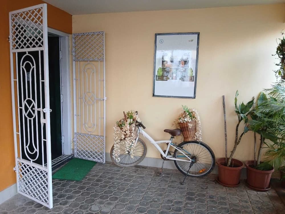 Konaklama yerinin ön cephesi