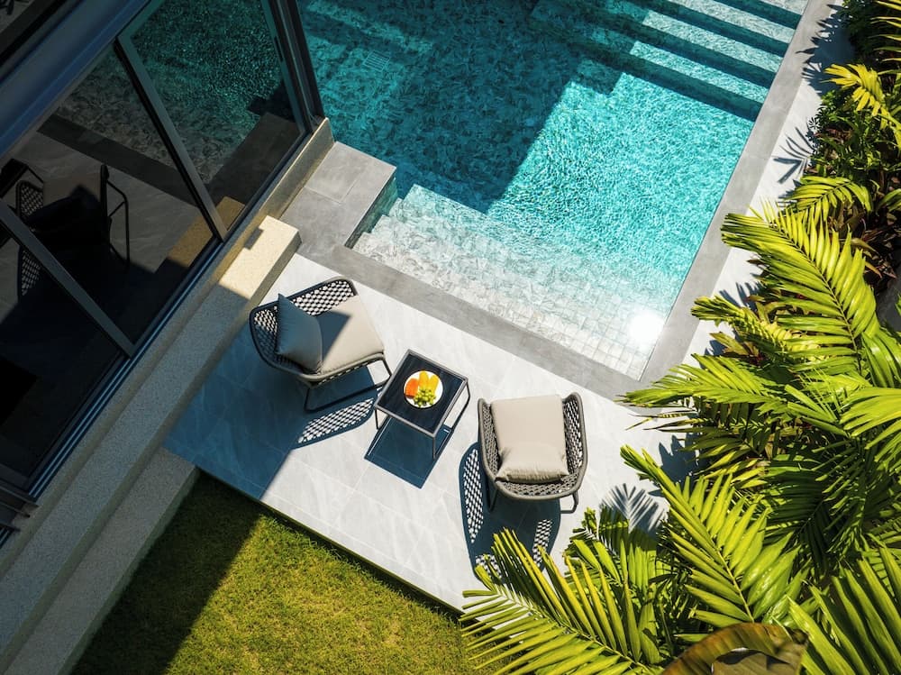 Villa Azure with Pool in Riverhouse