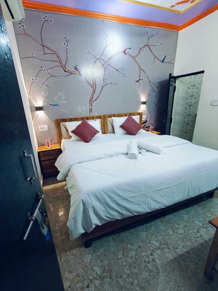 Milestone Homestay Agra
