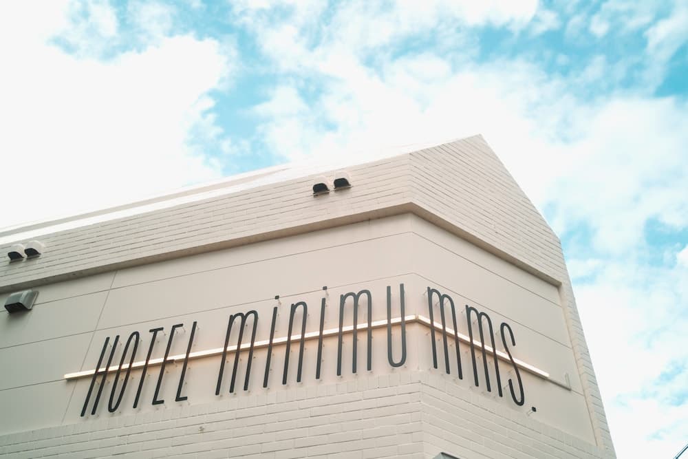 HOTEL minimumms.