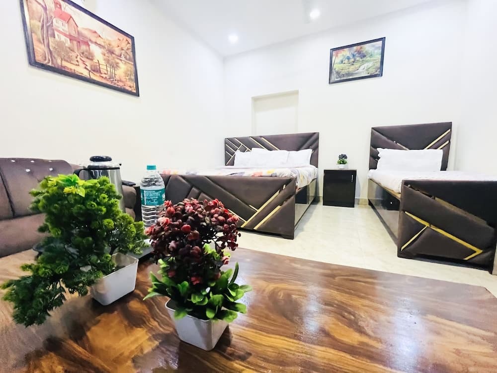 Tom and jerry residency