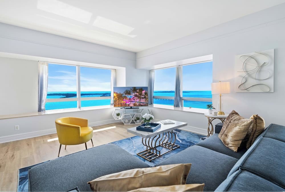 1435 Brickell Ave #3004