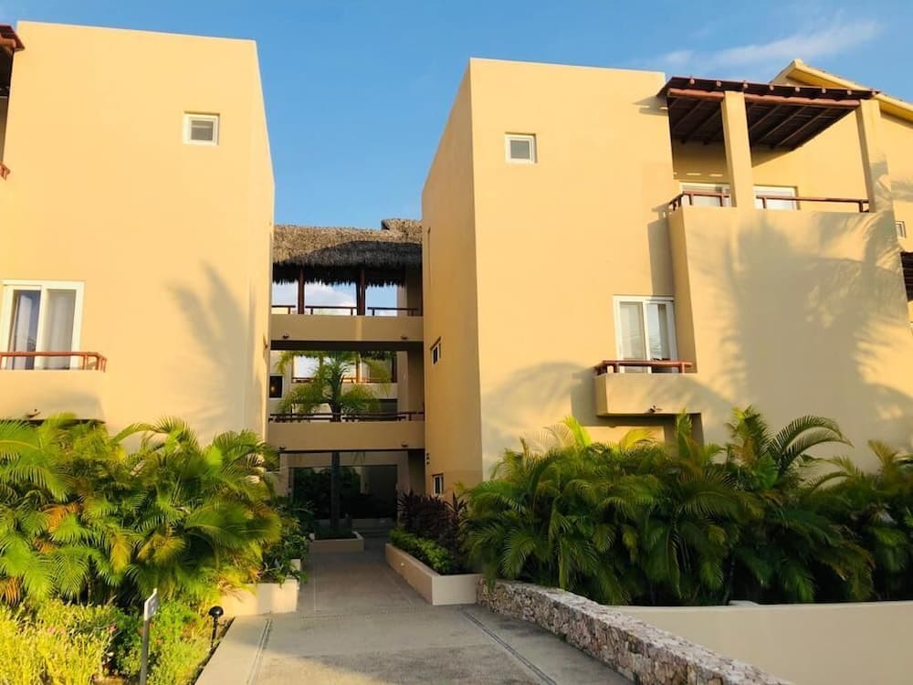 El Tigre Isla Palmares