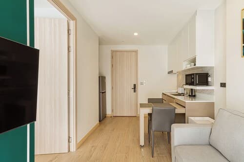 One bedroom Palmetto Condo Karon A 313