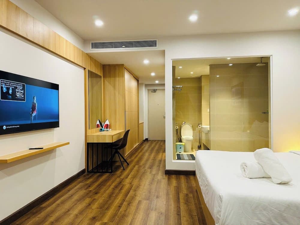 Gold Coast Balcony Serviced Apartment