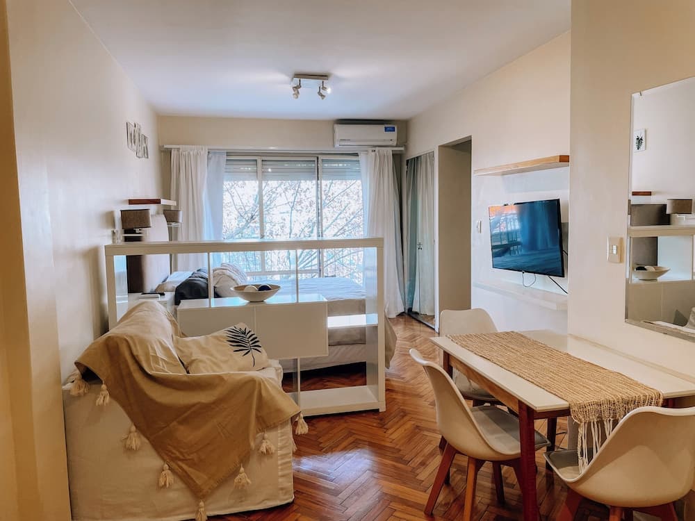 Comfortable & Spacious in Recoleta by BT Homes