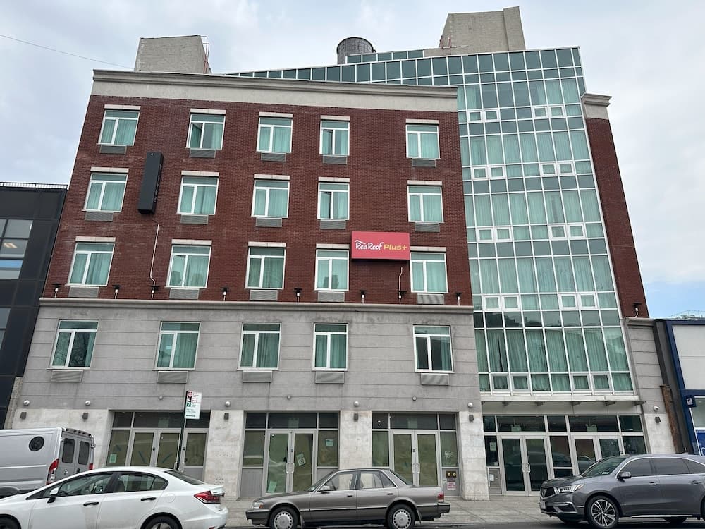 Red Roof PLUS+ Brooklyn - Flatbush Ave