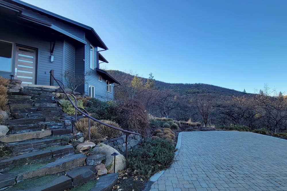 Konaklama yerinin ön cephesi