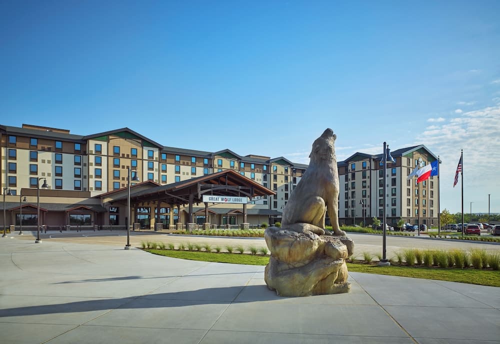 Great Wolf Lodge Webster