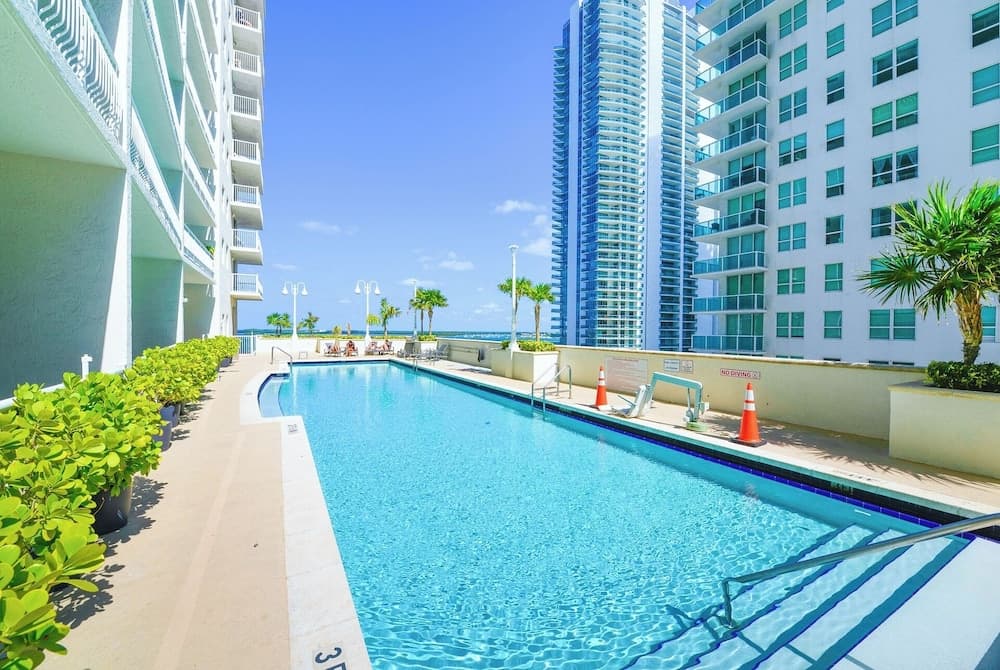 Chic Brickell Condos – Prime Location