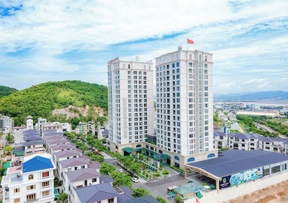 Beverly Hill Ha Long Villas & Apartments