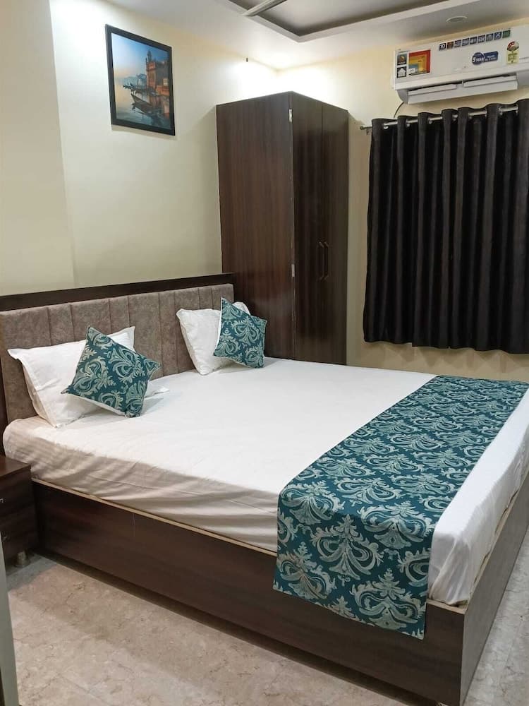JS Banaras Residency