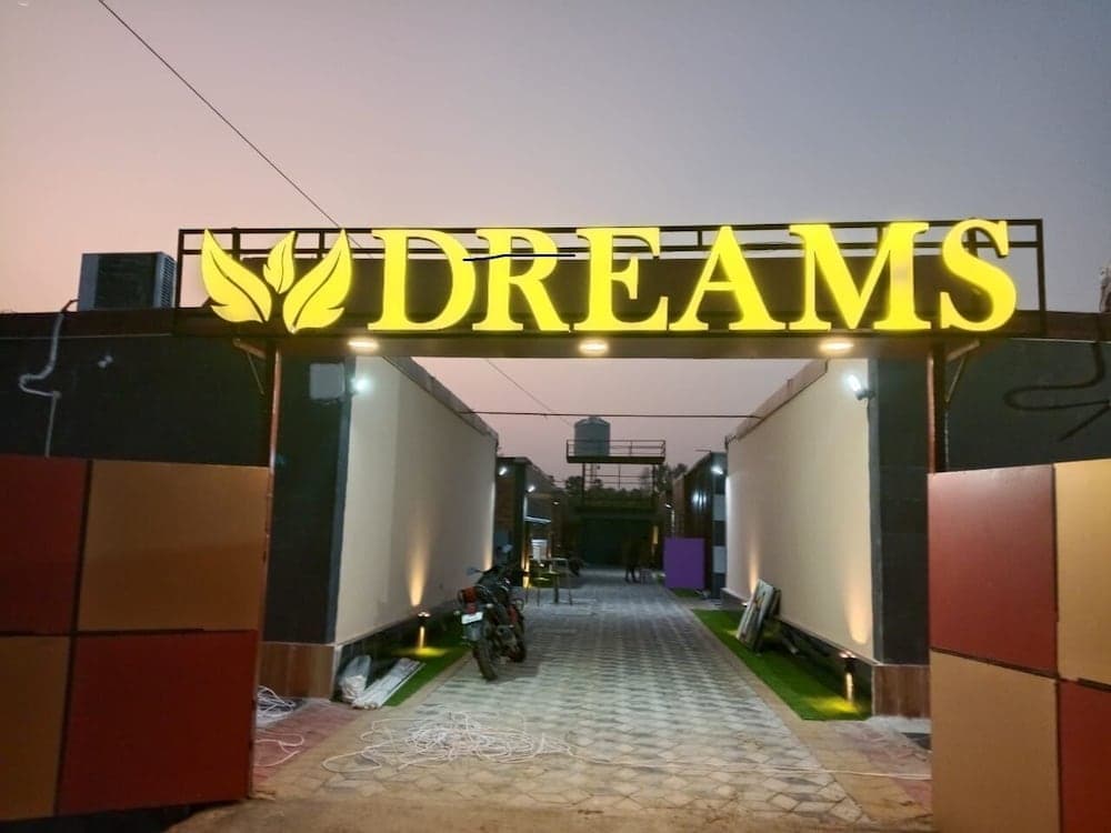 Dreams - Mahabalipuram