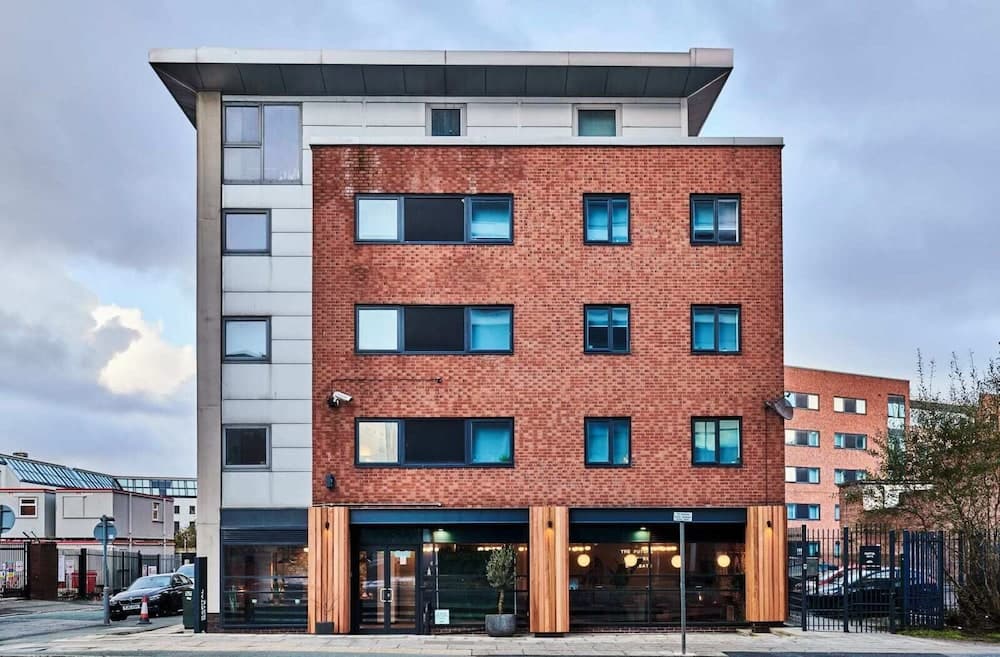 Student Only Capital Gate