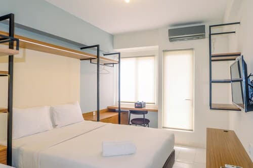 Fancy and Nice Studio at Podomoro Golf View Apartment