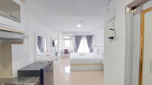 Relaxing Studio Apartment at Mansyur Residence