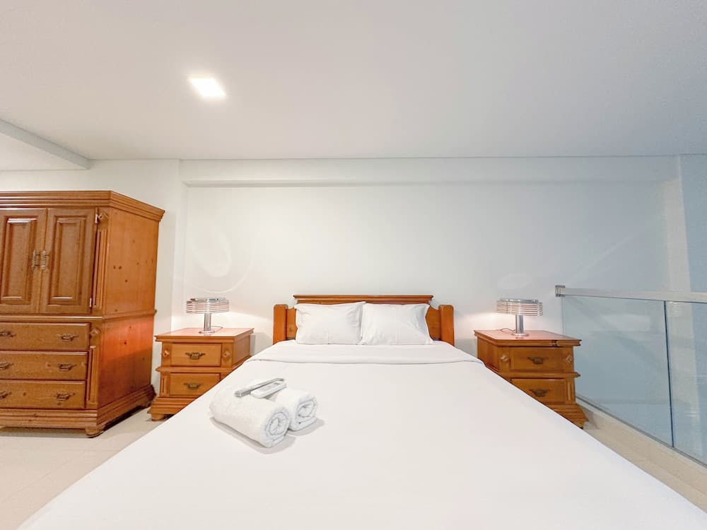 Spacious and Modern Studio SOHO Apartment at VieLoft SOHO and SKY Residence