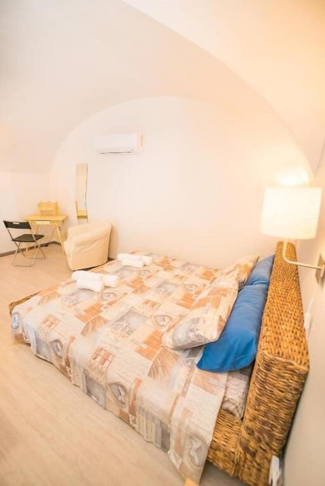 Central Station House Daniele