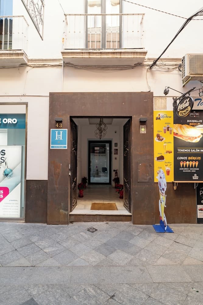 Center Suites San Eloy