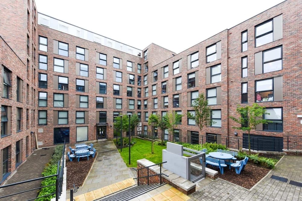 Konaklama yerinin ön cephesi