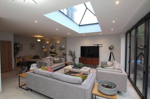Essex Luxury Retreat With 6 Bedrooms