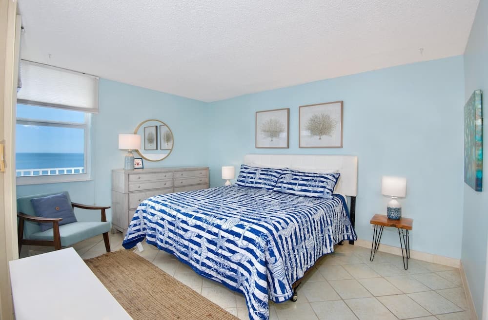 Estero Beach & Tennis 804-c