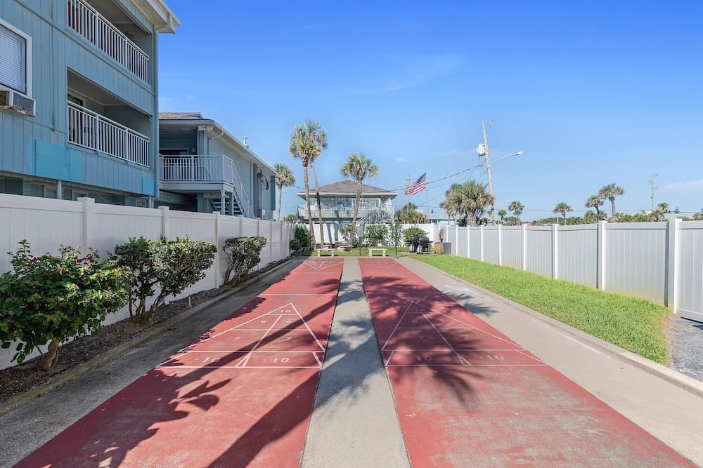 Ponce de Leon Towers 702