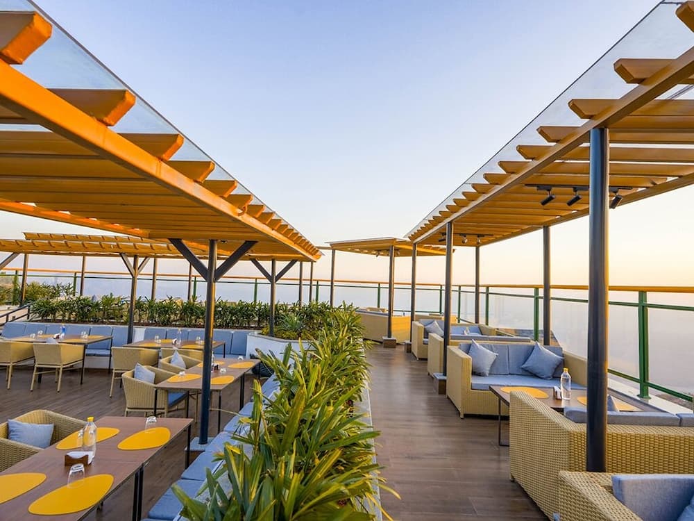 Bloom Boutique - Rishikesh Hills