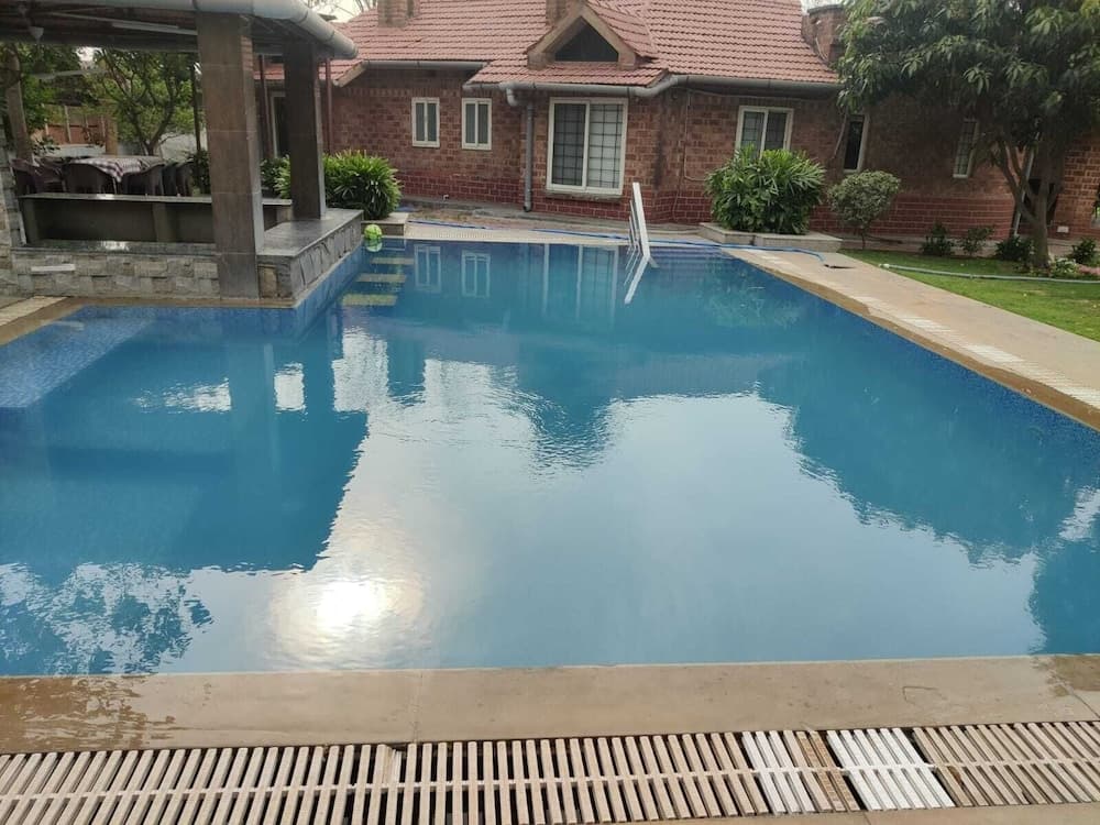 Konaklama yerinin ön cephesi