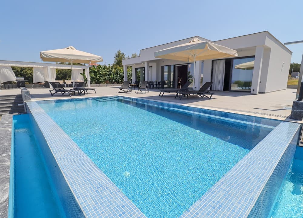 Continent Villas - Villa VIP