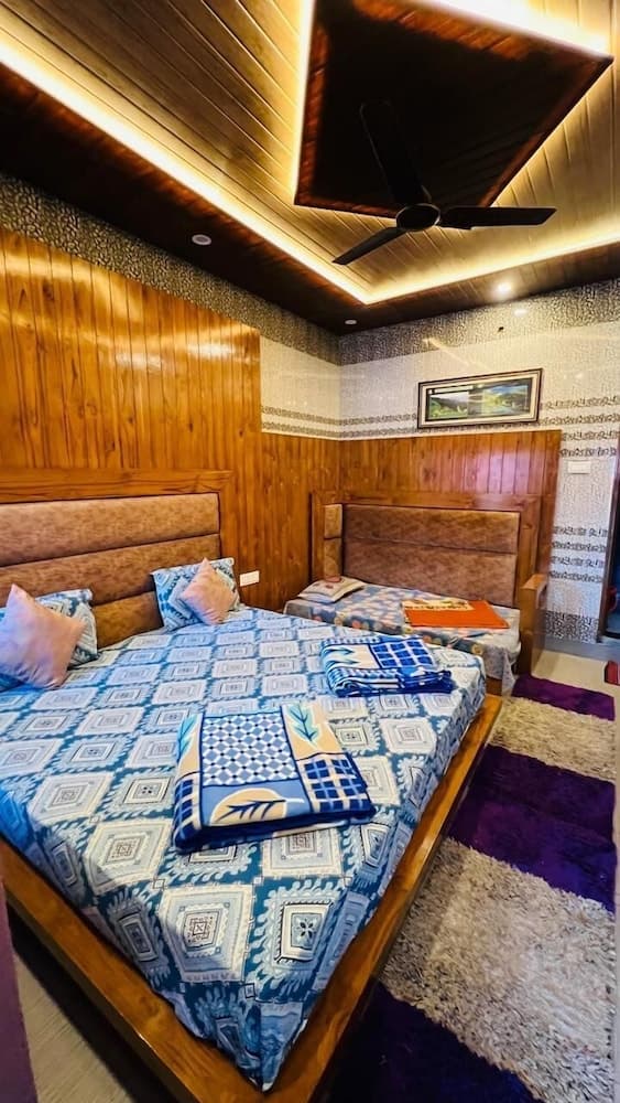 Hotel Dev Bhumi