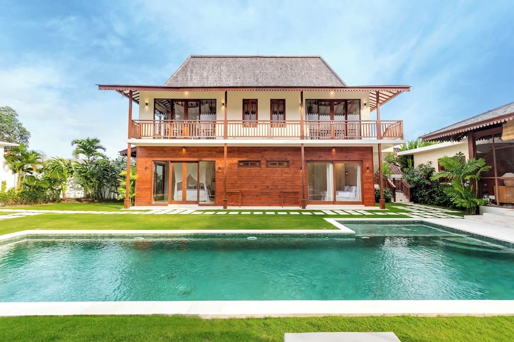 Alea Estate by Villa Finder