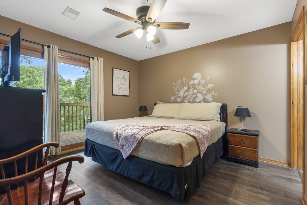 Vacay N Stay - Quiet Community Near Branson!