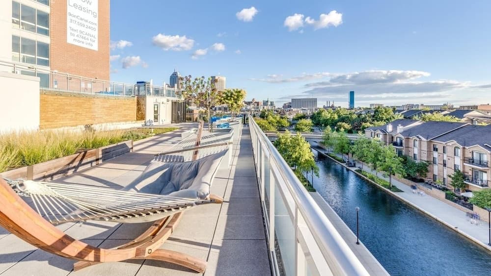 Canal Walk District Apartments by Barsala