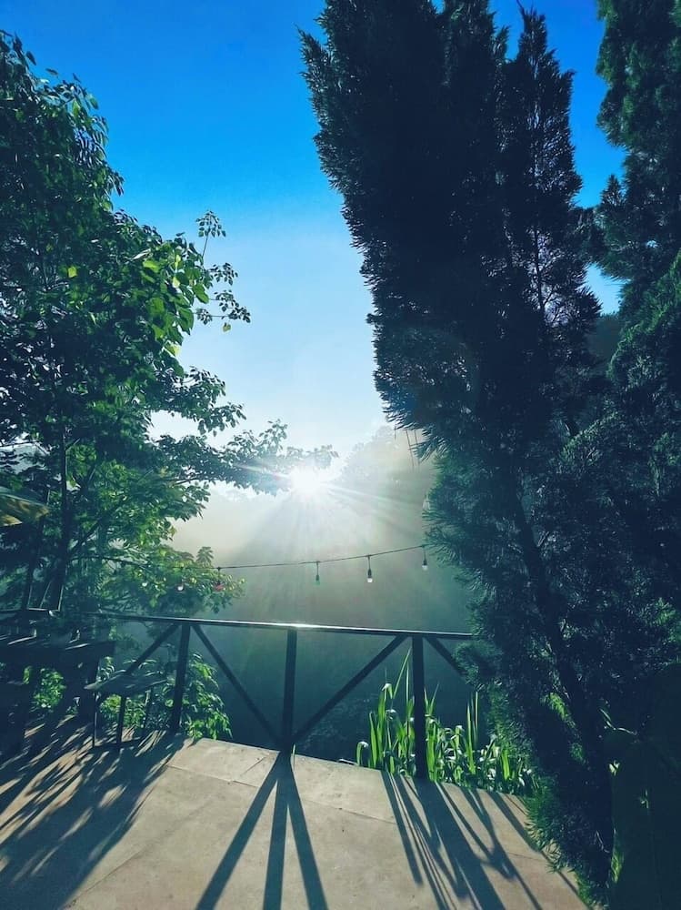 Konaklama yerinin ön cephesi