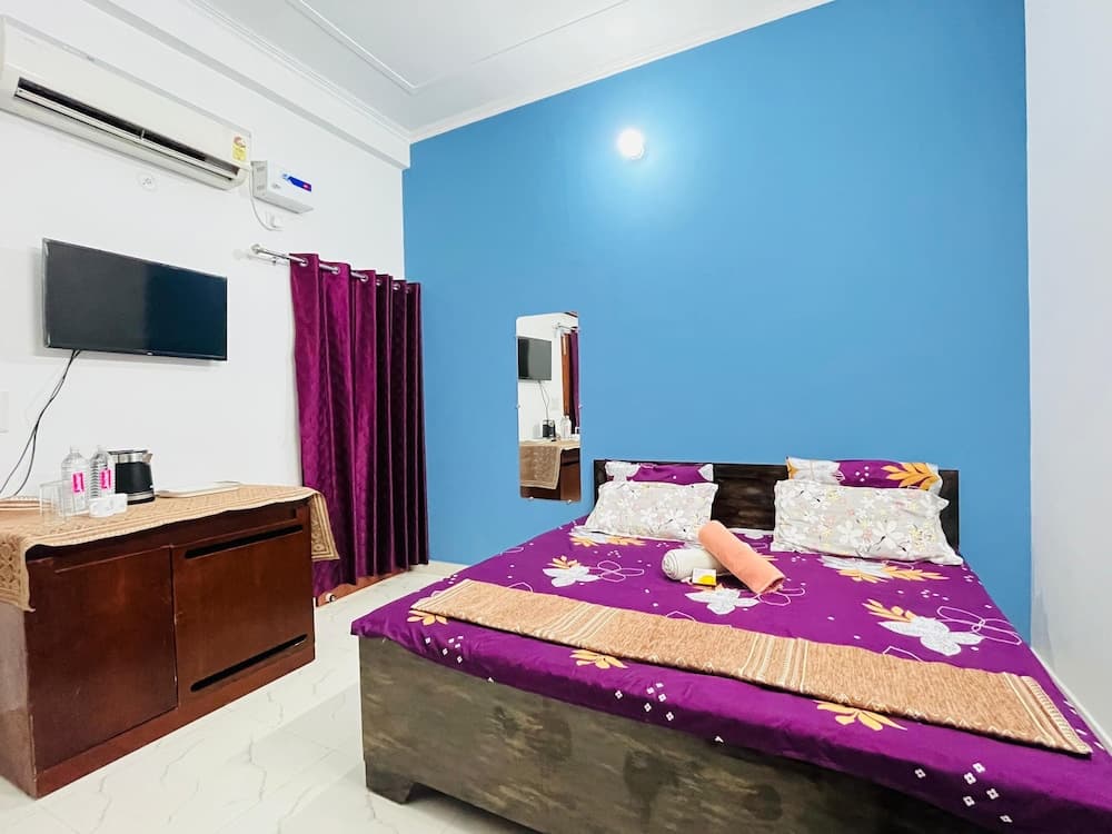 maa vaishno paying guest house