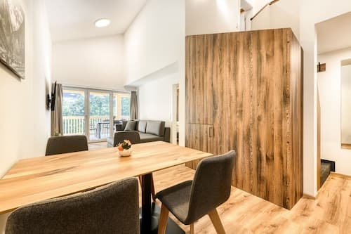 Brandnerhus Nr 24 - Balkon 3-zimmer Ferienwohnung