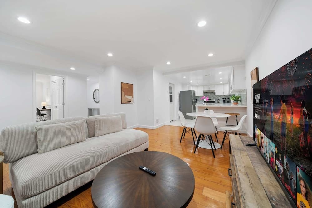Marbella Lane Serene and Pristine Home