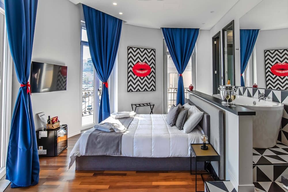 Gram Suites