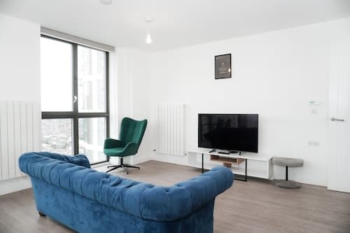 2br-360 Views-balcony-parking-wifi-smarttv