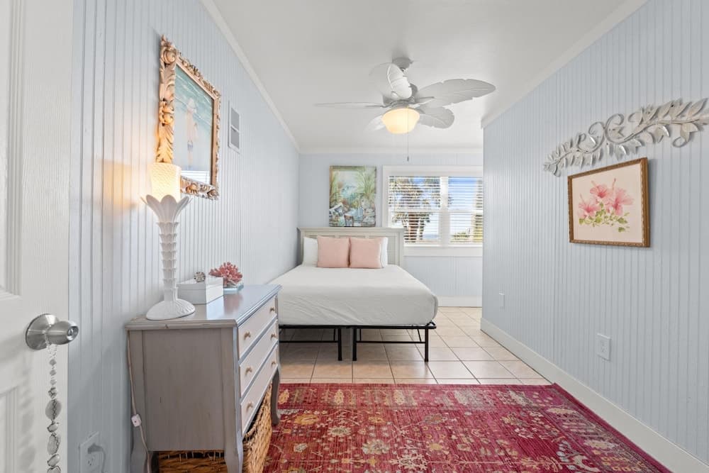 Beach House - Maple Leaf Relief by PHG