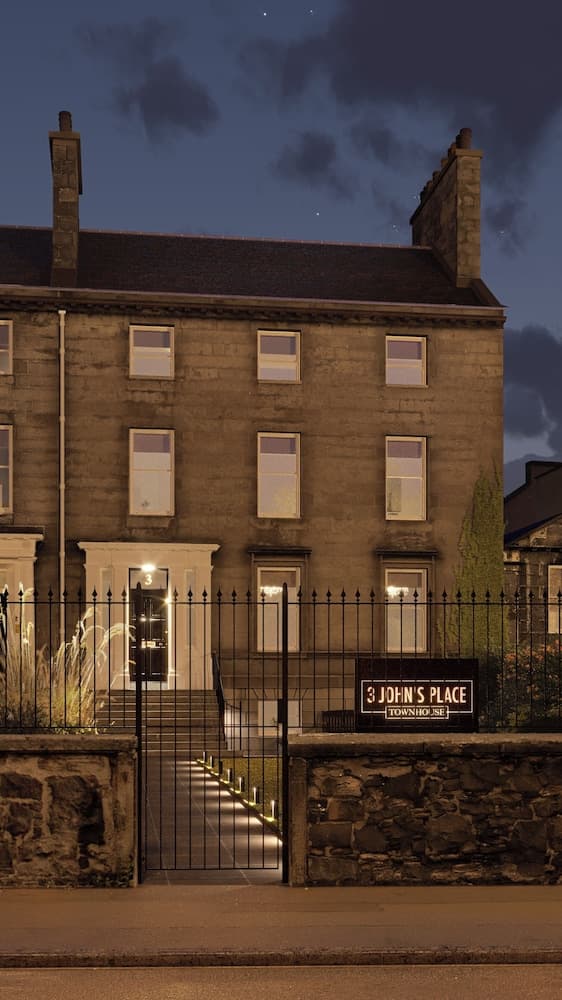 3 Johns Place Townhouse