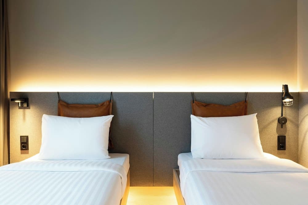 Moxy Hamburg - Finkenwerder