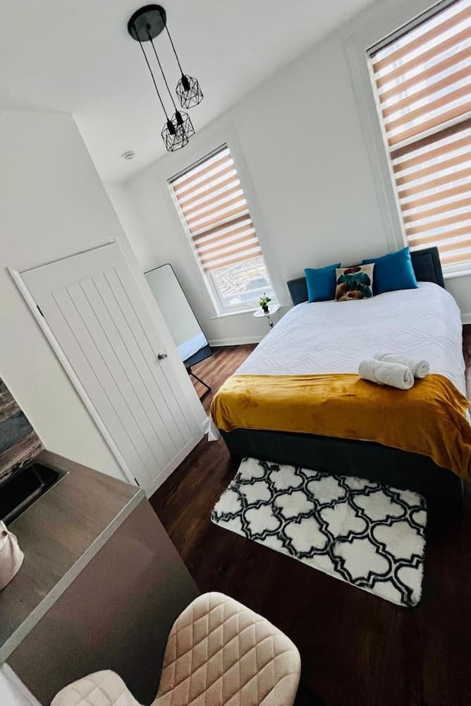 Dalston Luxe Studios