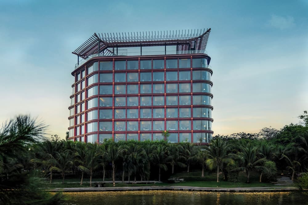 Dusit Le Palais Tu Hoa Hanoi