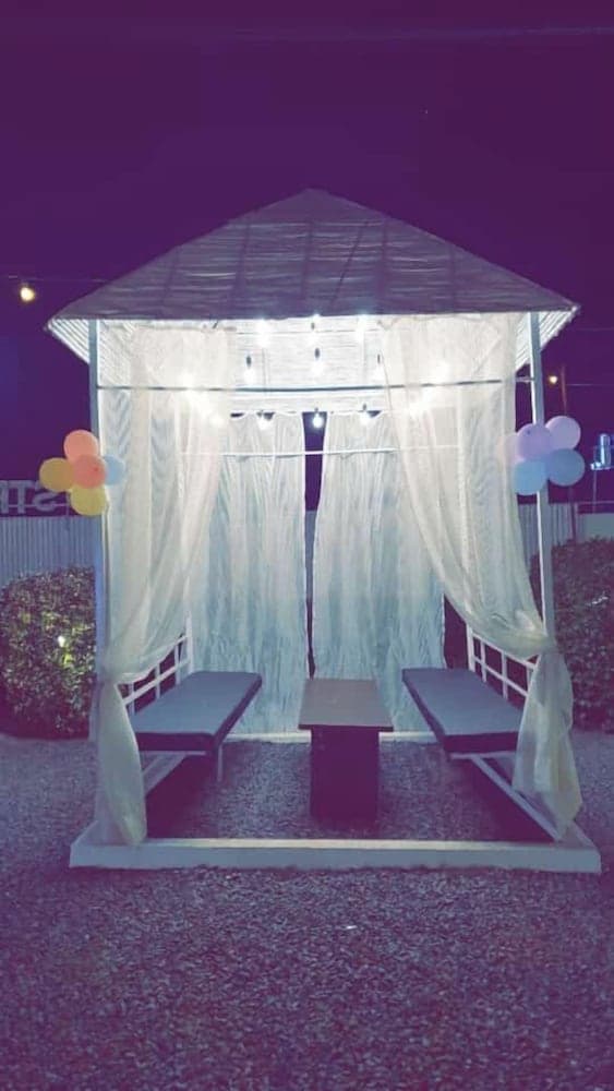 Çiftler için yemek servisi