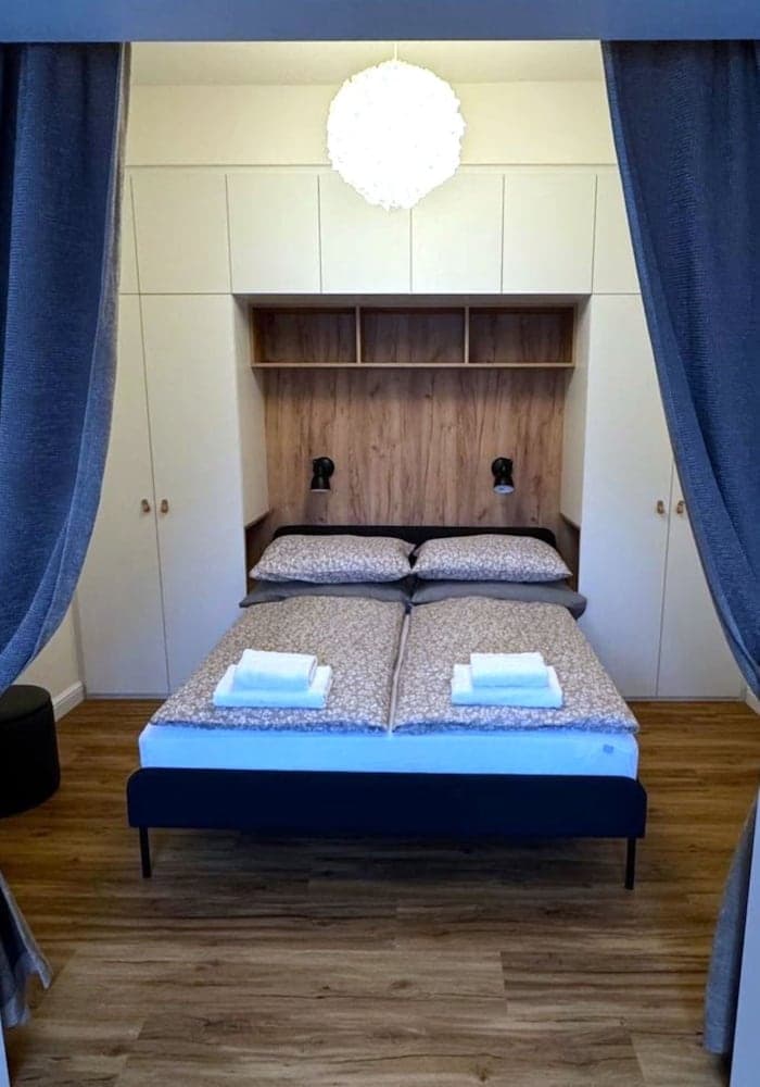 Short Way Apartments GPH