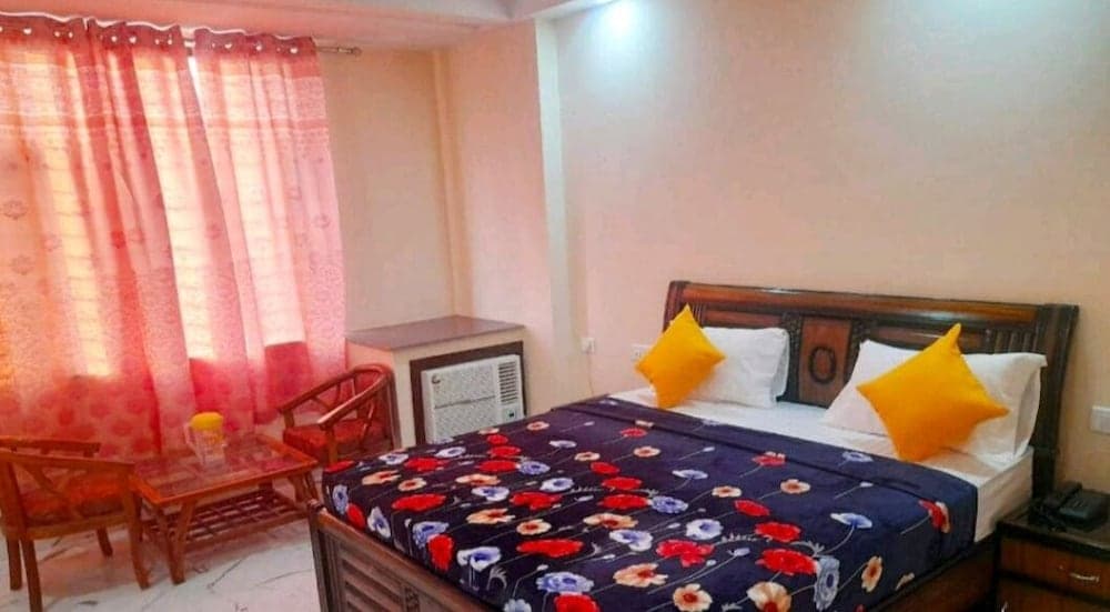 Hotel The Ganga Castle